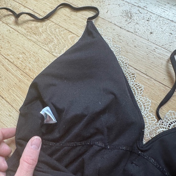 SEA ANGEL Lace Trimmed One Piece Swimsuit - Picture 7 of 8